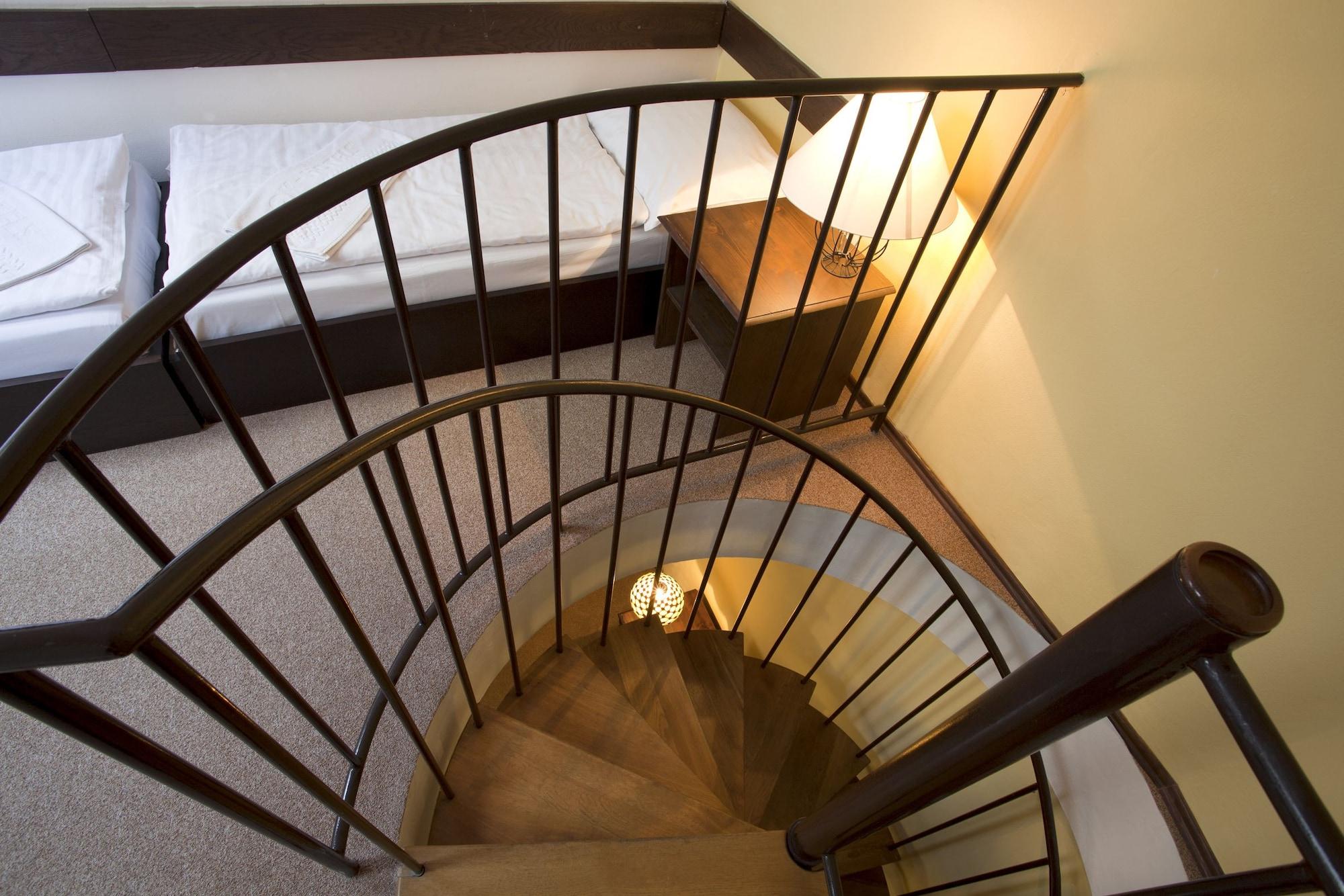 Hotel U Krize Prag