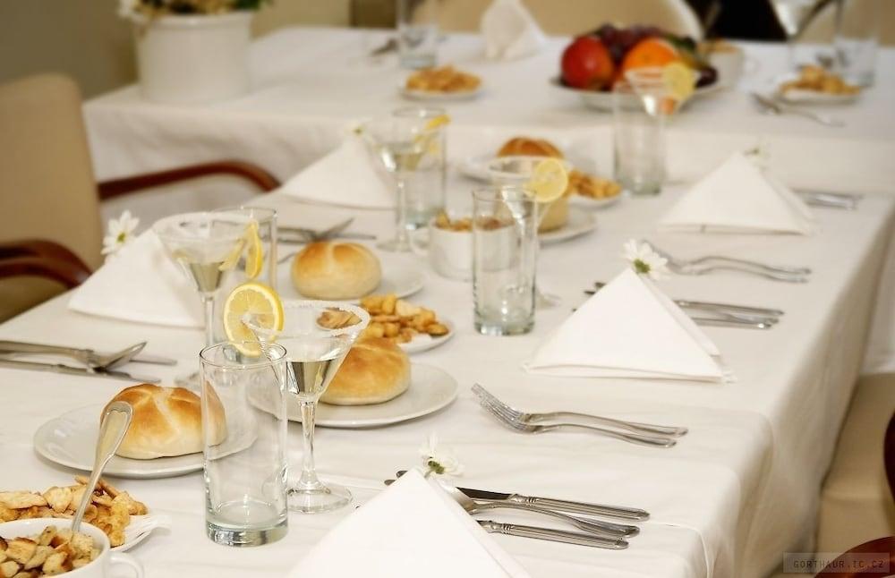 U Krize Hotel Prag